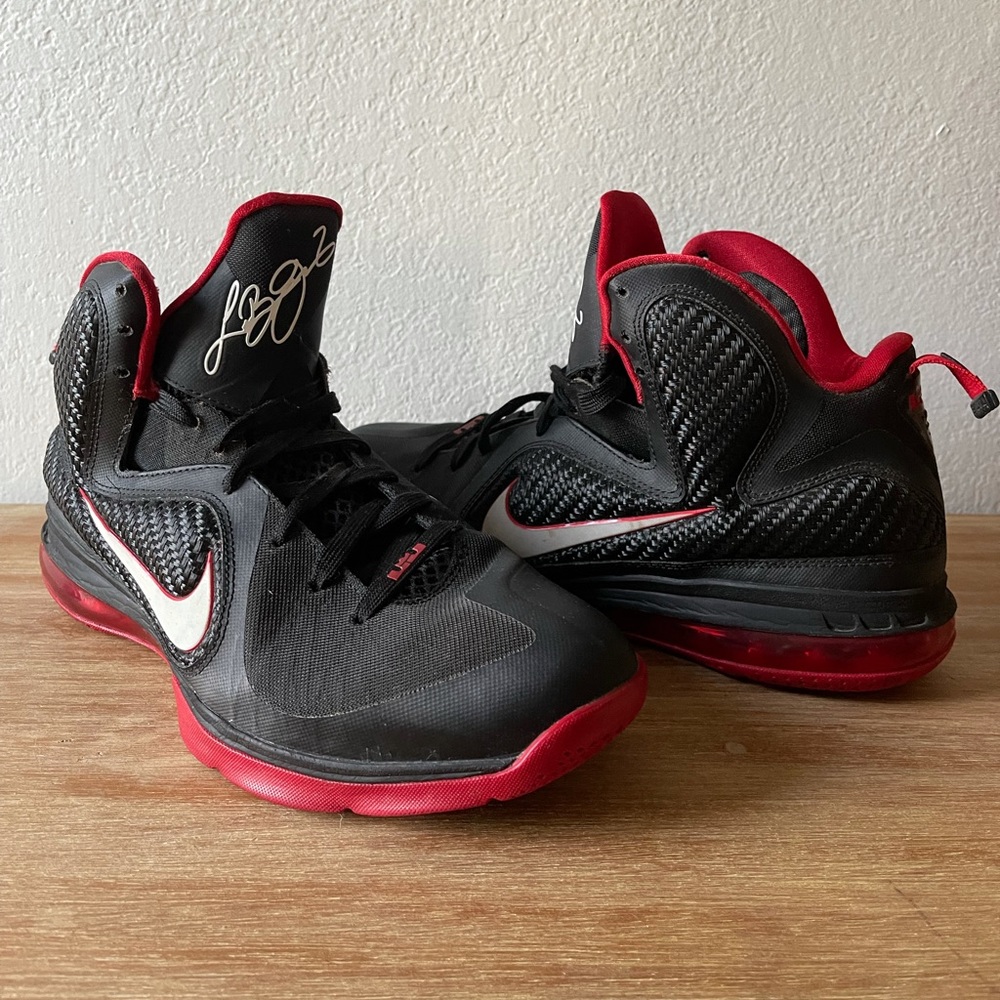 Lebron 9 Black, White, Red